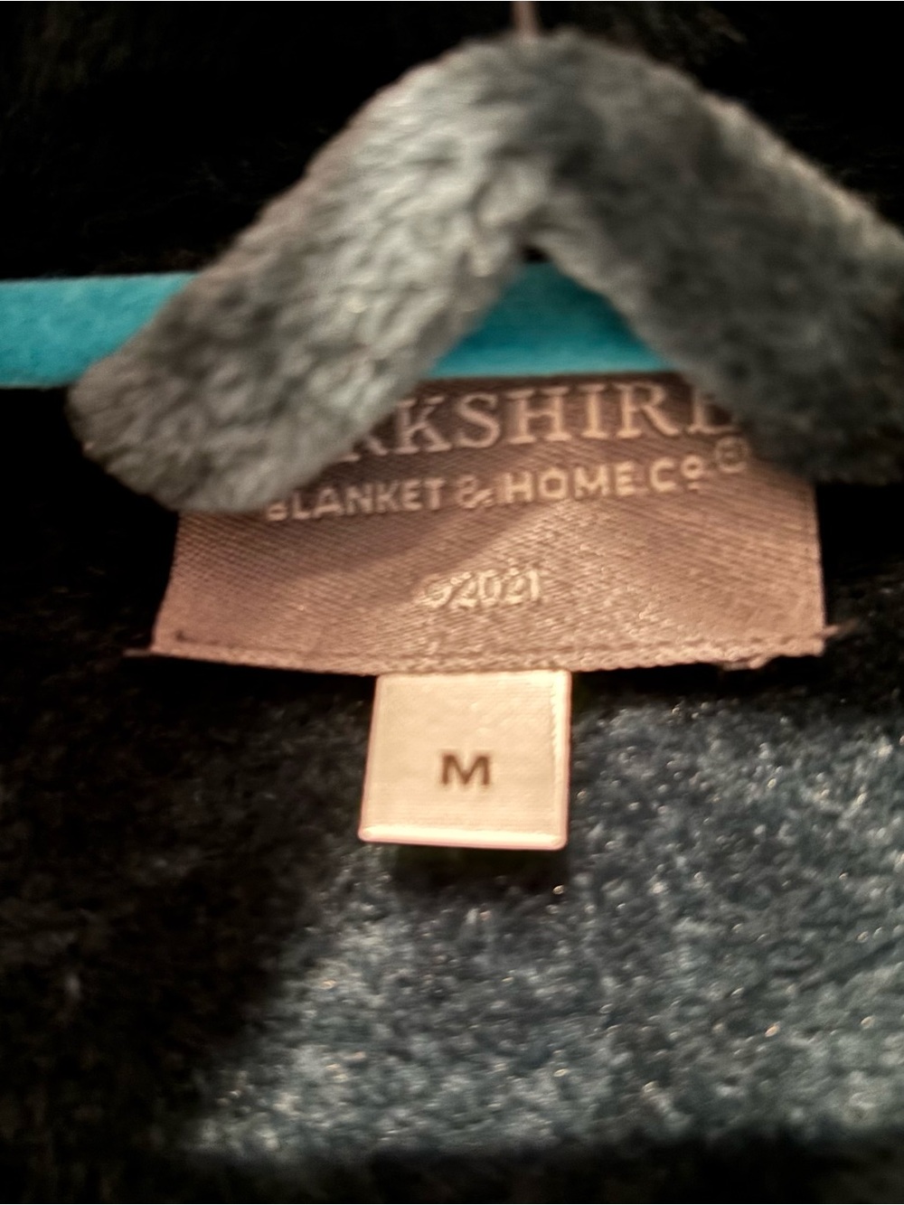 Berkshire Medium Plush Long Shawl Collar Robe - Deep Teal NWT - Picture 4 of 14